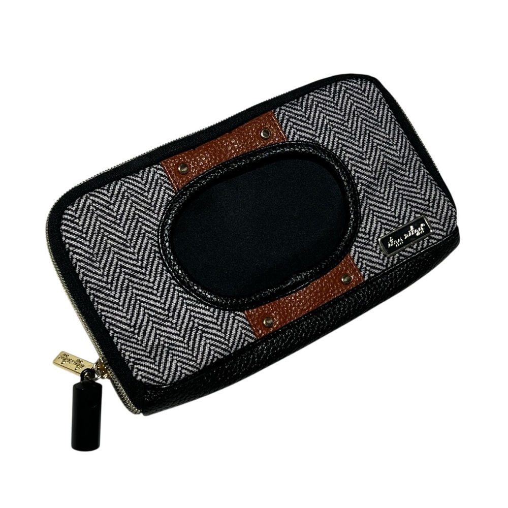 Itzy Ritzy Black and Brown Herringbone Baby Wipes Dispenser Pouch